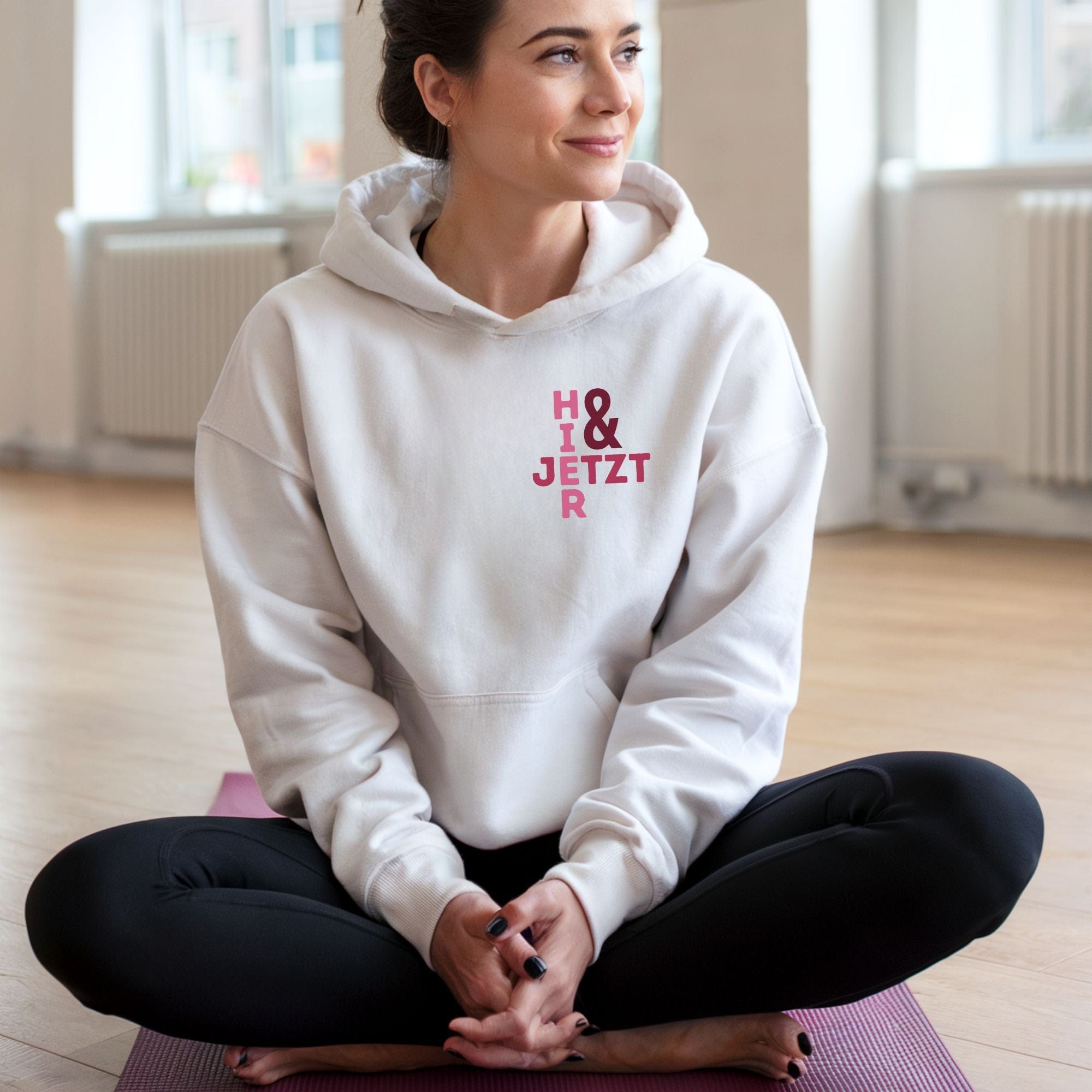 moteevation Hier & jetzt - Bio Unisex Hoodie White / XS