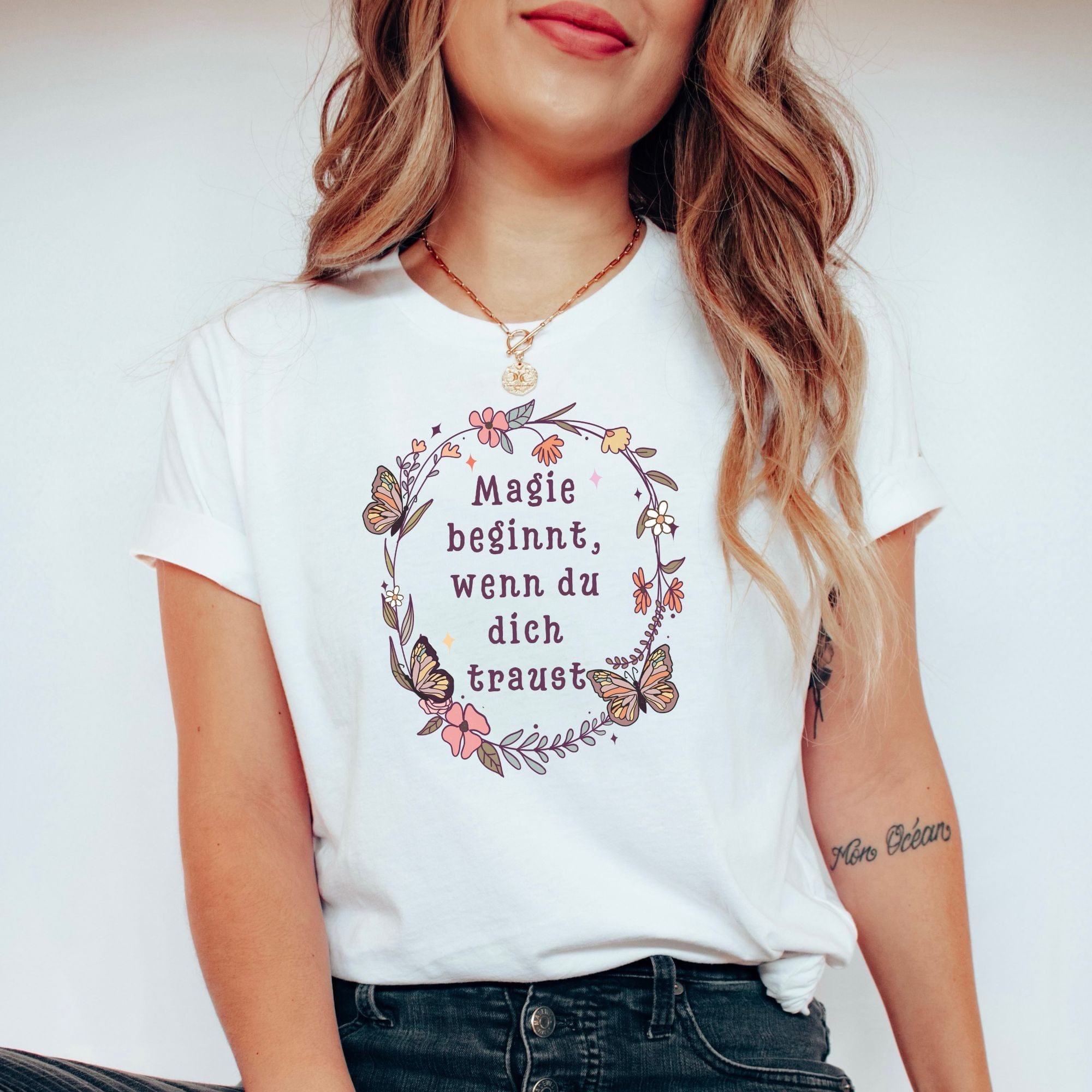 moteevation Magie beginnt - Bio Unisex T-Shirt White / XS