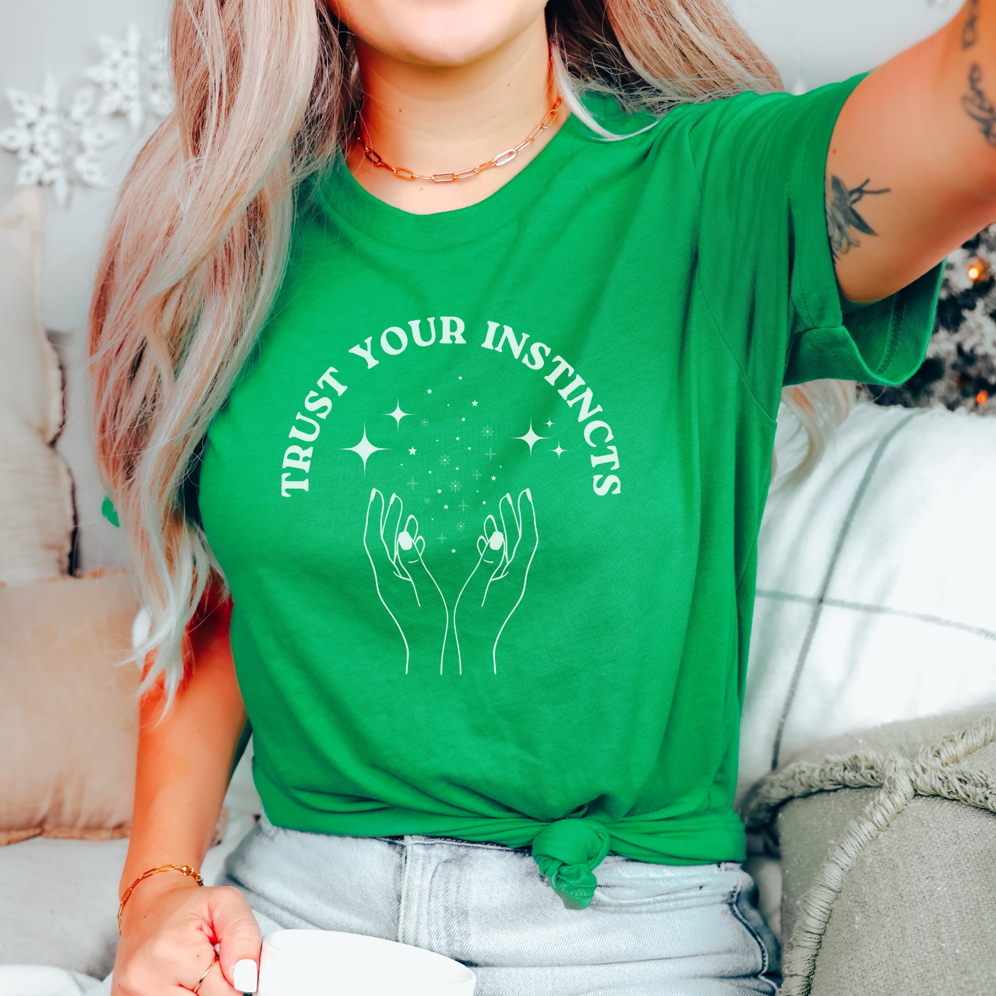 Trust your instincts - Bio Unisex T-Shirt