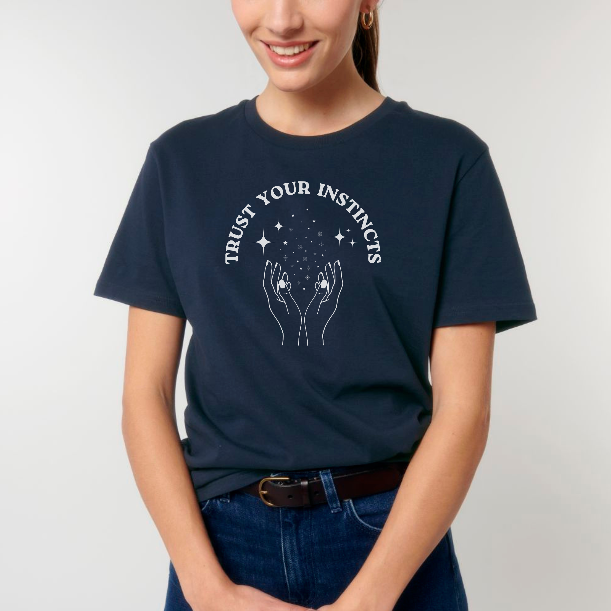 Trust your instincts - Bio Unisex T-Shirt