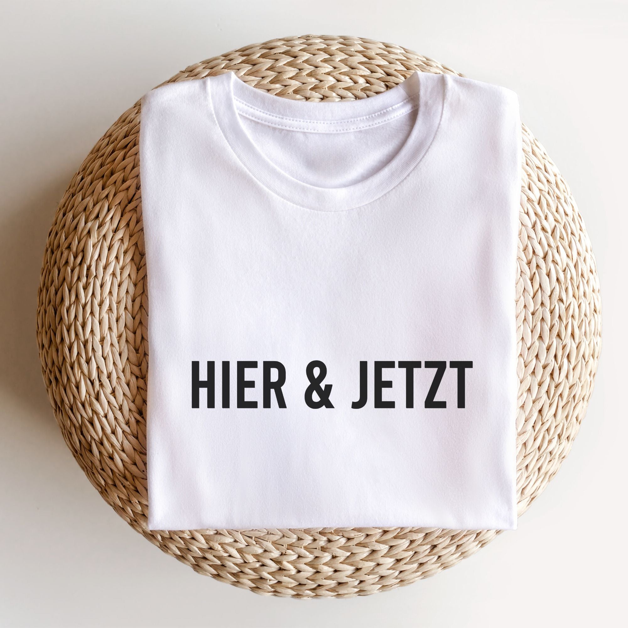 Hier & jetzt - Bio Unisex T-Shirt