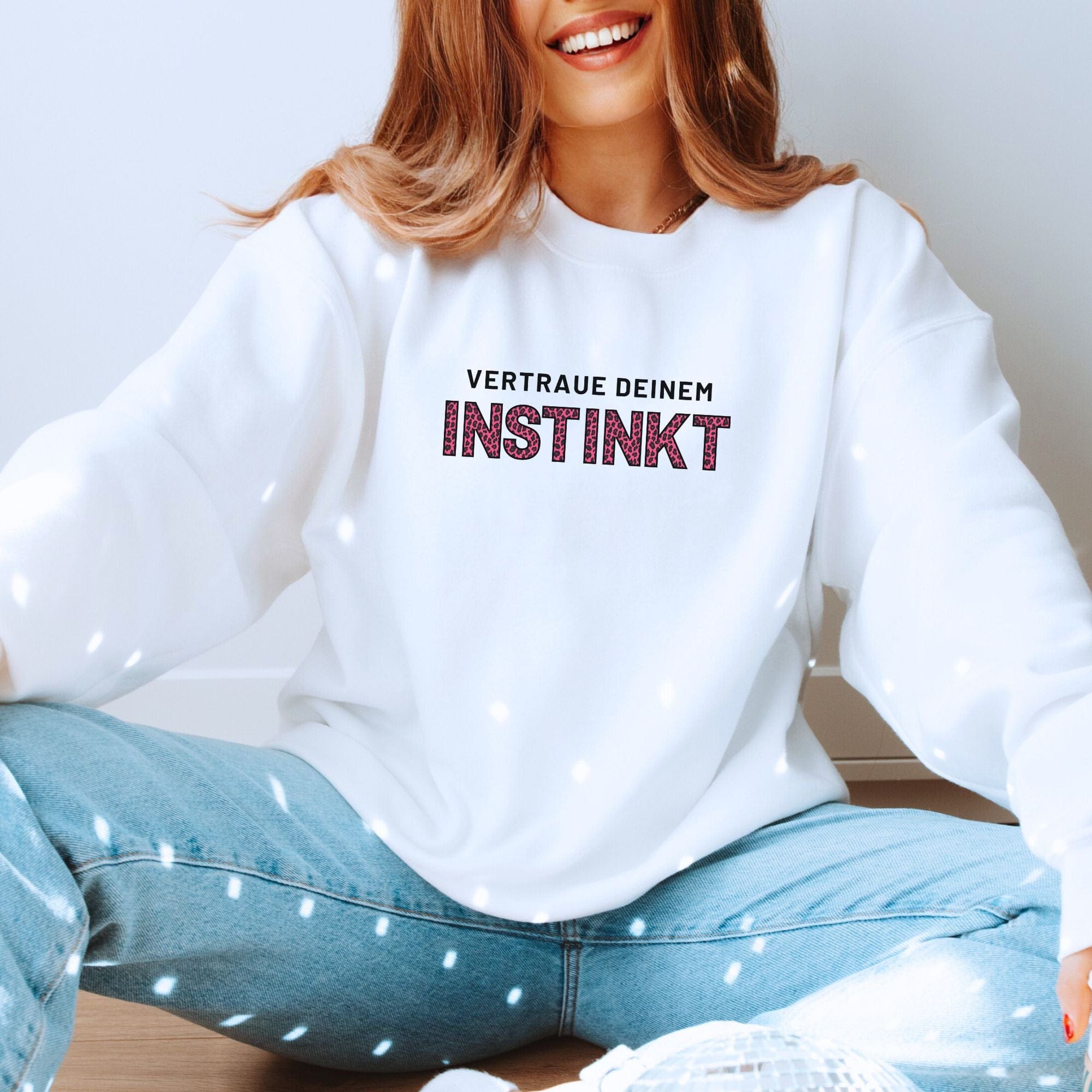 moteevation  Vertraue deinem Instinkt - Bio Unisex Sweatshirt White / XS